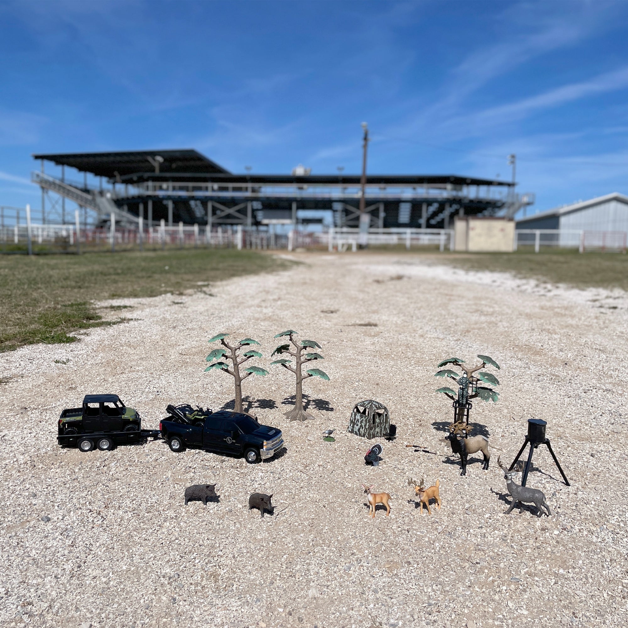 Hunted Sets 28-Piece Ultimate Hunting Set | bigcountrytoys.com