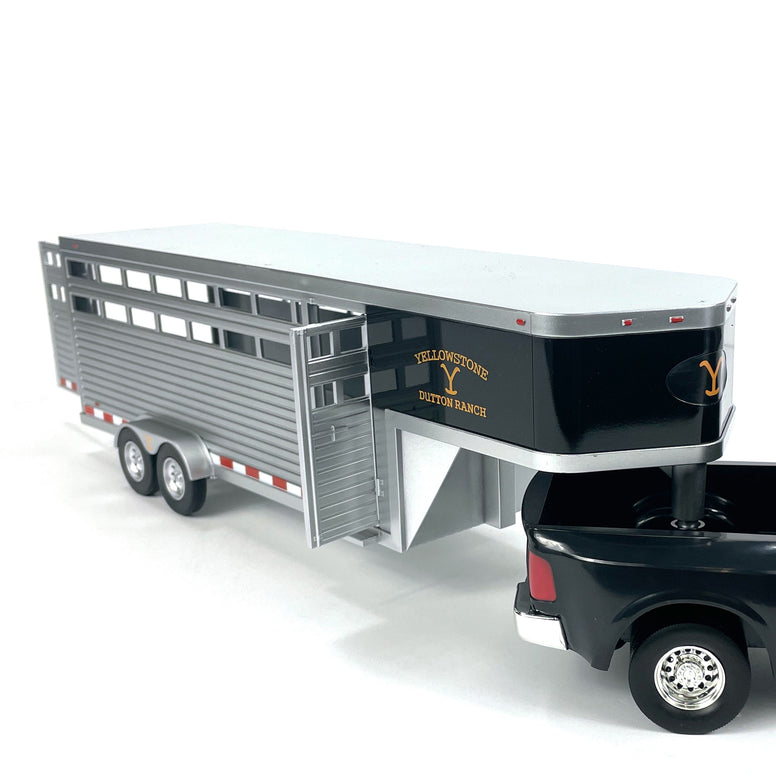 yellowstone adult collectible dutton ranch horse trailer - 0
